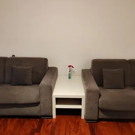 Appartement For 8 People Near Metro Train Bus Station Tiburtina *
