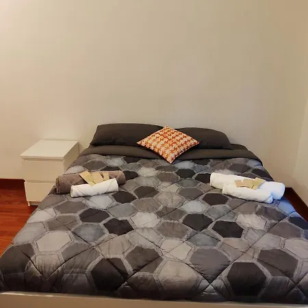 For 8 People Near Metro Train Bus Station Tiburtina Appartement *