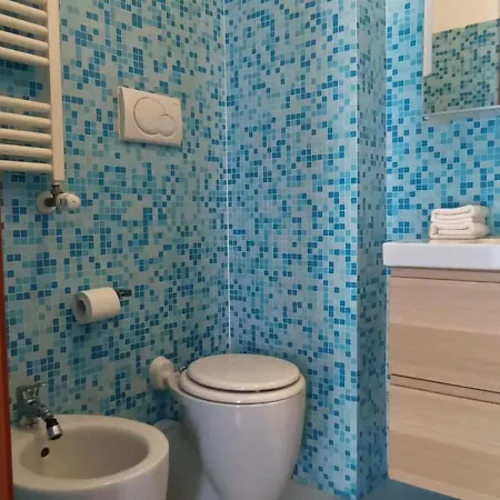 Leila Stazione Tiburtina 10 Minuti Dal Coloseo Appartamento