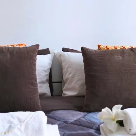 Appartamento Leila Stazione Tiburtina 10 Minuti Dal Coloseo